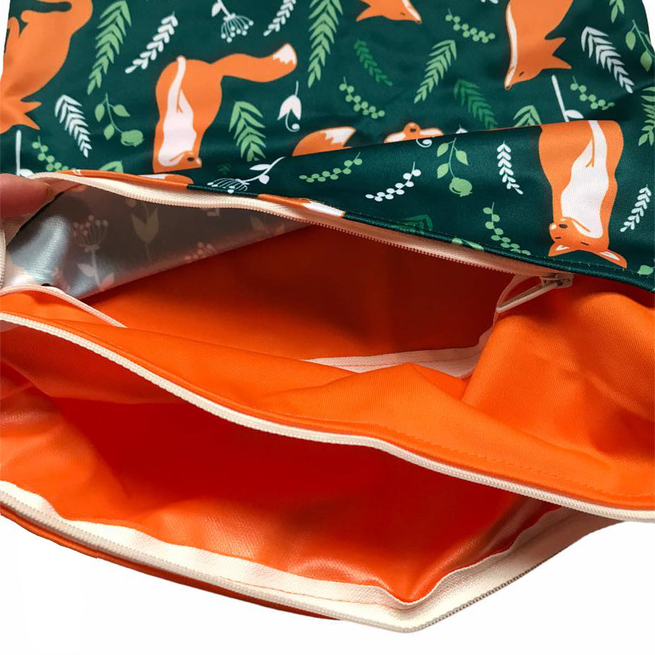 Set 4 scutece bebe, 1 săculeț pentru transport si 8 inserții absorbante, Reutilizabile, Lavabile, Impermeabile, Marime Reglabilă 3kg-15kg, Portocaliu/Verde - Linovit Store