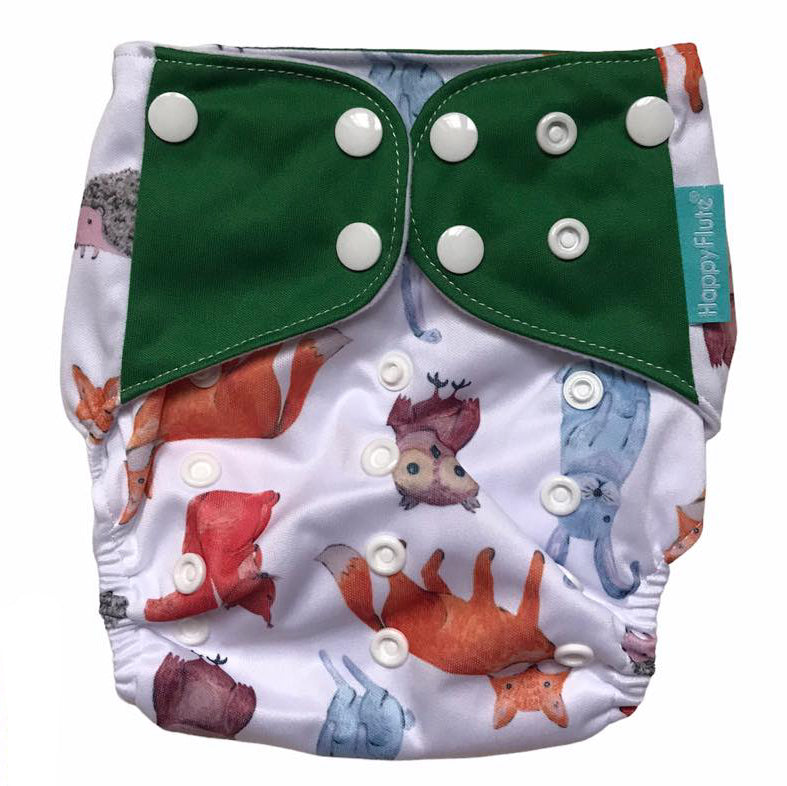 Set 4 scutece bebe, 1 săculeț pentru transport si 8 inserții absorbante, Reutilizabile, Lavabile, Impermeabile, Marime Reglabilă 3kg-15kg, Verde/Alb - Linovit Store