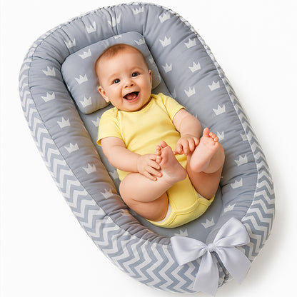 Cosulet Bebelusi pentru Dormit tip Baby Nest, cu Doua Fete, 0-24 Luni, 90x55cm, Husa Bumbac, Confort & Siguranta, Gri deschis/Gri închis