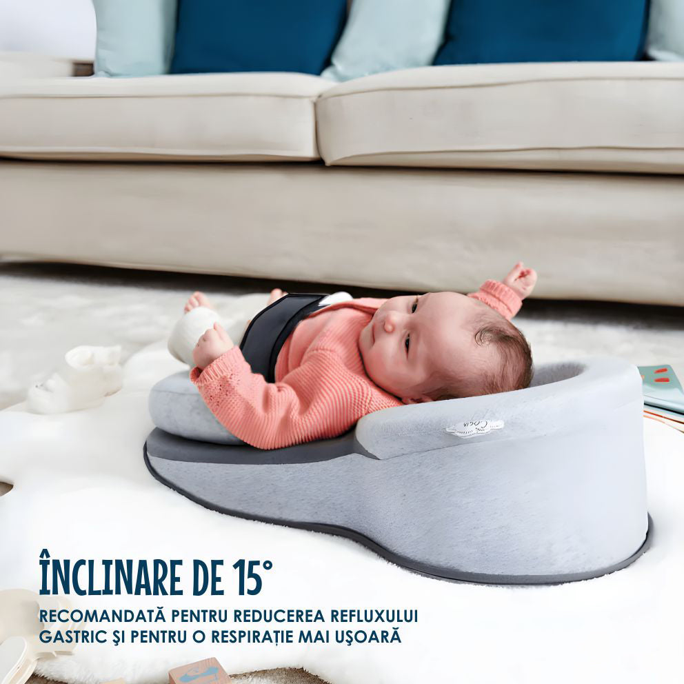 Suport Ergonomic Bebelusi pentru Somn cu Plan Inclinat 15° Anti-Reflux, Centură reglabilă, Suport picioare ajustabil, Perna pentru cap rotund