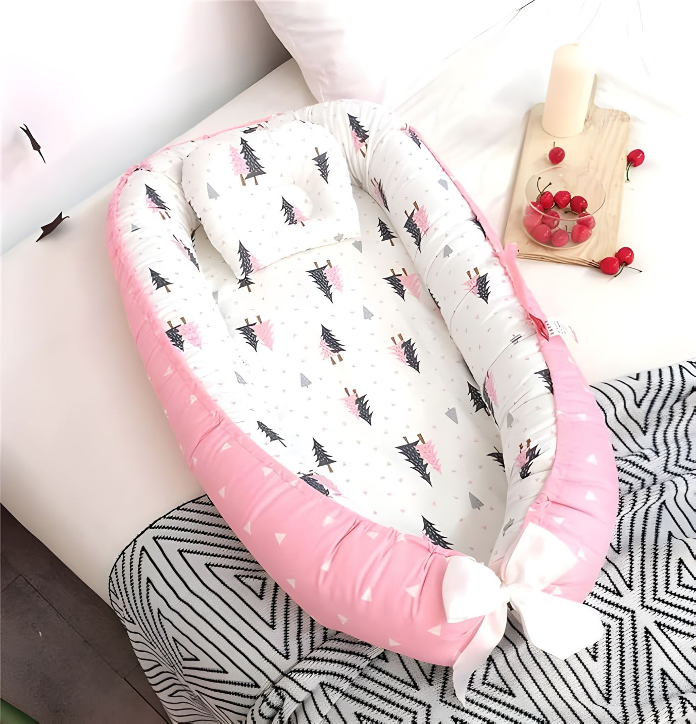 Cosulet Bebelusi pentru Dormit tip Baby Nest, cu Doua Fete, 0-24 Luni, 90x55cm, Husa Bumbac, Confort & Siguranta, Alb/Roz